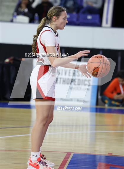 Thumbnail 3 in West Boylston vs. Hoosac Valley (MIAA Division 5 Final) photogallery.
