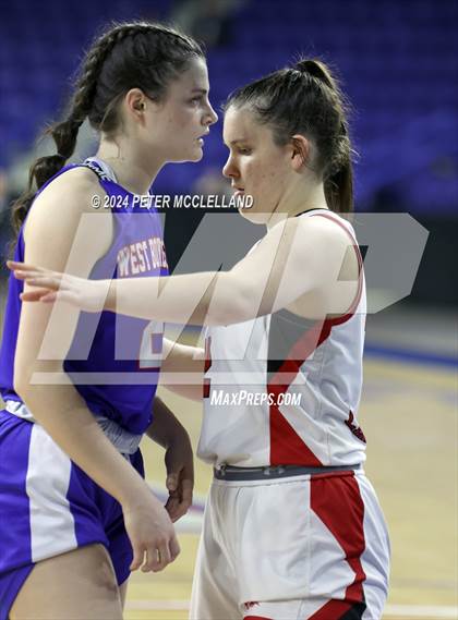 Thumbnail 3 in West Boylston vs. Hoosac Valley (MIAA Division 5 Final) photogallery.