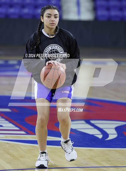 Thumbnail 1 in West Boylston vs. Hoosac Valley (MIAA Division 5 Final) photogallery.