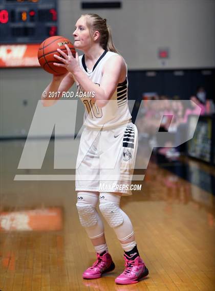 Thumbnail 3 in Grand Island @ Lincoln Southeast photogallery.