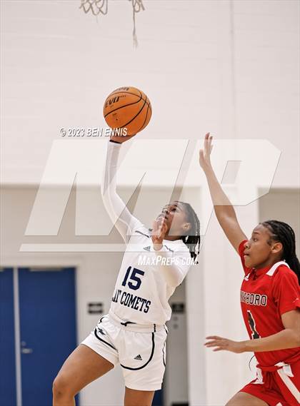 Thumbnail 1 in South Gwinnett vs Jonesboro (MLK Luella HoopKlub Showcase) photogallery.