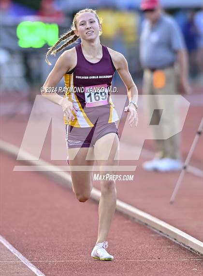 Thumbnail 1 in IHSAA Final (400 Meter)  photogallery.
