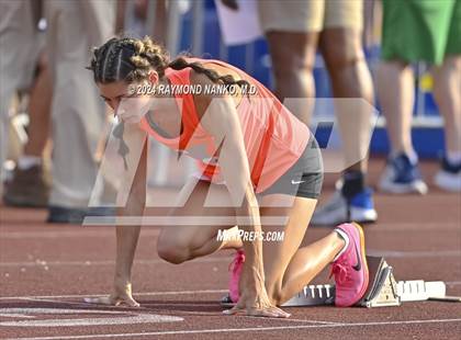 Thumbnail 1 in IHSAA Final (400 Meter)  photogallery.
