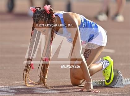 Thumbnail 1 in IHSAA Final (400 Meter)  photogallery.
