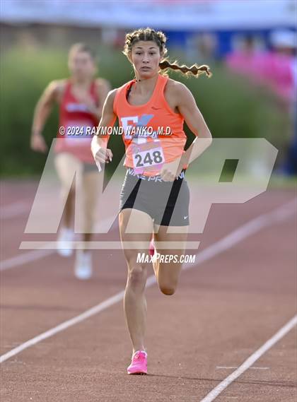 Thumbnail 2 in IHSAA Final (400 Meter)  photogallery.