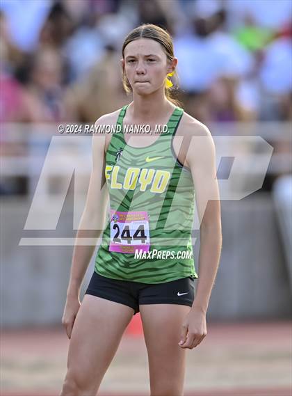 Thumbnail 1 in IHSAA Final (400 Meter)  photogallery.