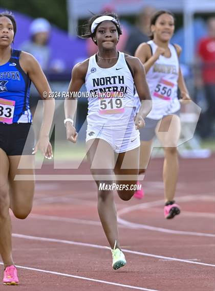 Thumbnail 2 in IHSAA Final (400 Meter)  photogallery.