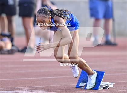Thumbnail 2 in IHSAA Final (400 Meter)  photogallery.
