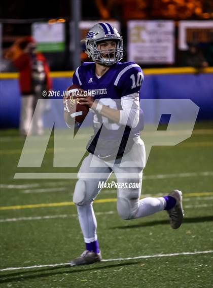 Thumbnail 2 in Fort Bragg vs. St. Patrick-St. Vincent (CIF NCS D5 Final) photogallery.