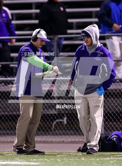Thumbnail 1 in Fort Bragg vs. St. Patrick-St. Vincent (CIF NCS D5 Final) photogallery.