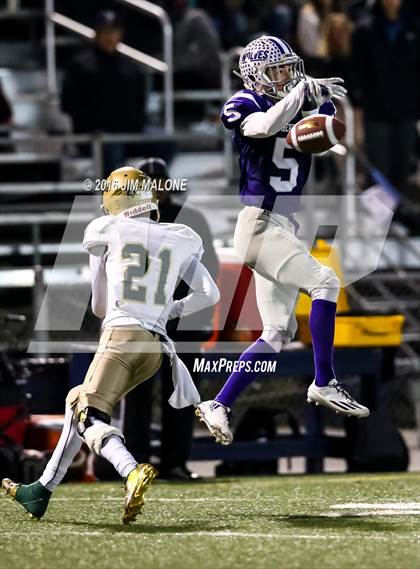 Thumbnail 2 in Fort Bragg vs. St. Patrick-St. Vincent (CIF NCS D5 Final) photogallery.