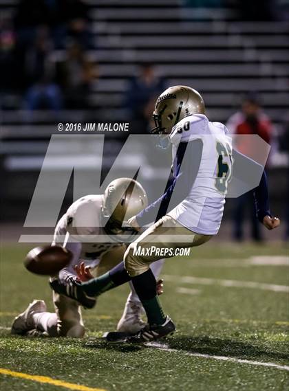 Thumbnail 2 in Fort Bragg vs. St. Patrick-St. Vincent (CIF NCS D5 Final) photogallery.