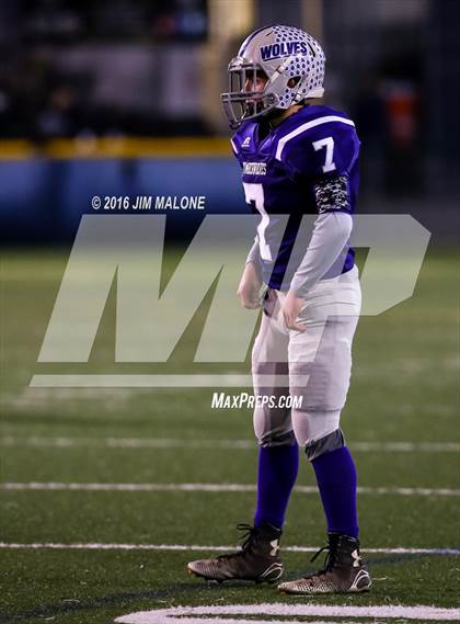 Thumbnail 3 in Fort Bragg vs. St. Patrick-St. Vincent (CIF NCS D5 Final) photogallery.