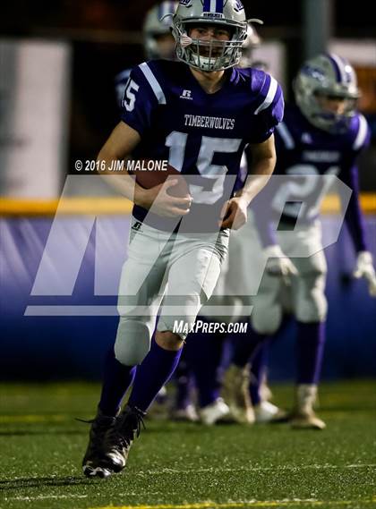 Thumbnail 1 in Fort Bragg vs. St. Patrick-St. Vincent (CIF NCS D5 Final) photogallery.