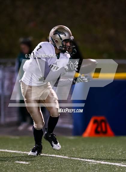 Thumbnail 2 in Fort Bragg vs. St. Patrick-St. Vincent (CIF NCS D5 Final) photogallery.