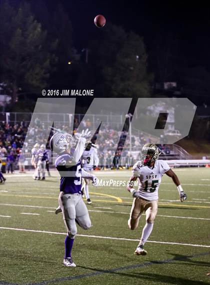 Thumbnail 1 in Fort Bragg vs. St. Patrick-St. Vincent (CIF NCS D5 Final) photogallery.