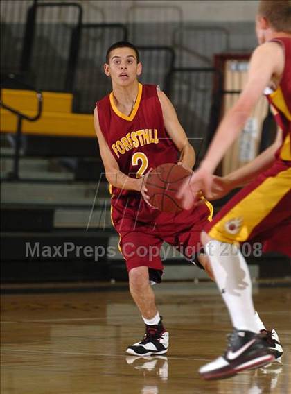 Thumbnail 2 in Foresthill vs. Paradise (Del Oro Invitational) photogallery.