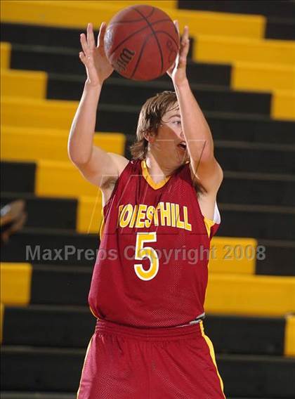 Thumbnail 2 in Foresthill vs. Paradise (Del Oro Invitational) photogallery.