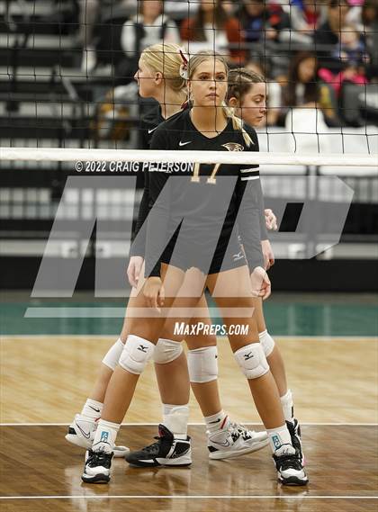 Thumbnail 3 in Maple Mountain vs. Lehi (UHSAA 5A Second Round) photogallery.