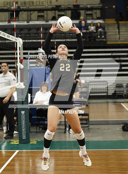 Thumbnail 2 in Maple Mountain vs. Lehi (UHSAA 5A Second Round) photogallery.