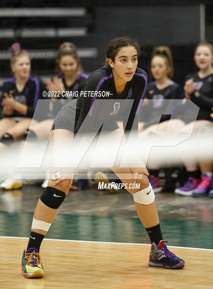 Thumbnail 2 in Maple Mountain vs. Lehi (UHSAA 5A Second Round) photogallery.