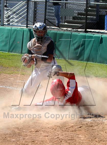 Thumbnail 3 in Punxsutawney vs. Hopewell (PIAA Class AAA First Round) photogallery.