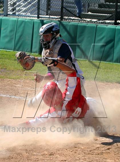 Thumbnail 2 in Punxsutawney vs. Hopewell (PIAA Class AAA First Round) photogallery.