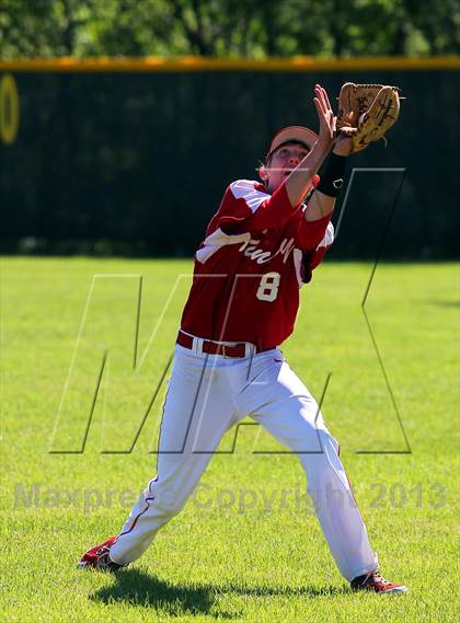 Thumbnail 1 in Punxsutawney vs. Hopewell (PIAA Class AAA First Round) photogallery.