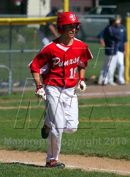 Thumbnail 2 in Punxsutawney vs. Hopewell (PIAA Class AAA First Round) photogallery.