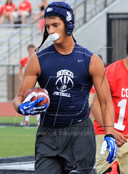 Thumbnail 3 in Huntington Beach 7-on-7 Tournament photogallery.