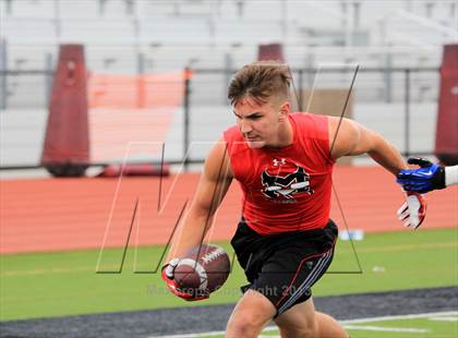 Thumbnail 3 in Huntington Beach 7-on-7 Tournament photogallery.