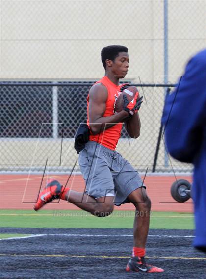 Thumbnail 3 in Huntington Beach 7-on-7 Tournament photogallery.