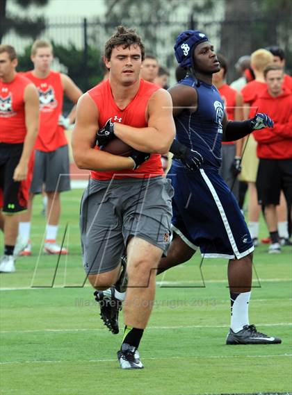 Thumbnail 2 in Huntington Beach 7-on-7 Tournament photogallery.