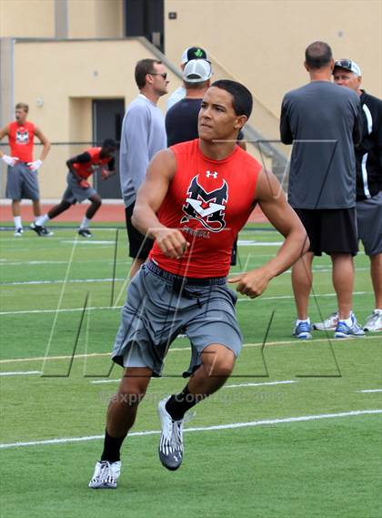 Thumbnail 1 in Huntington Beach 7-on-7 Tournament photogallery.