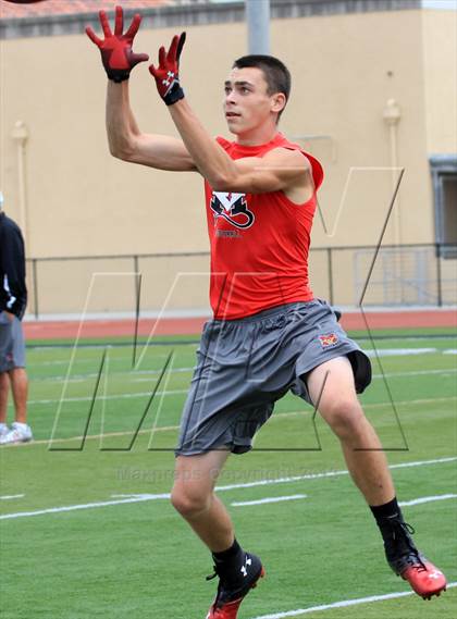 Thumbnail 2 in Huntington Beach 7-on-7 Tournament photogallery.