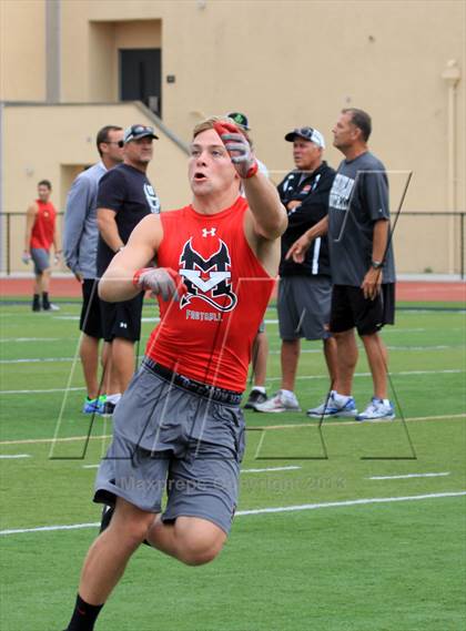 Thumbnail 2 in Huntington Beach 7-on-7 Tournament photogallery.
