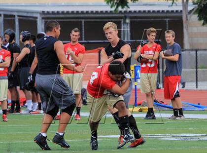 Thumbnail 3 in Huntington Beach 7-on-7 Tournament photogallery.