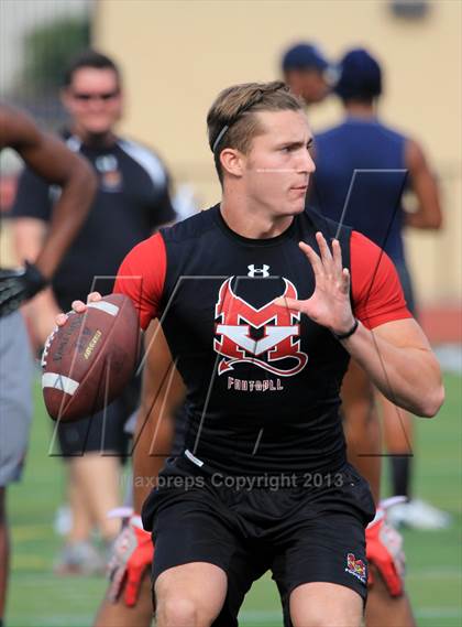 Thumbnail 3 in Huntington Beach 7-on-7 Tournament photogallery.