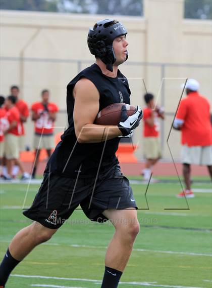 Thumbnail 2 in Huntington Beach 7-on-7 Tournament photogallery.