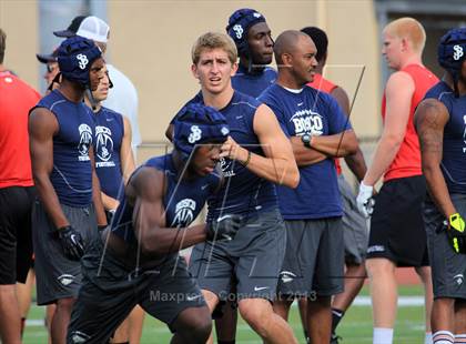 Thumbnail 1 in Huntington Beach 7-on-7 Tournament photogallery.