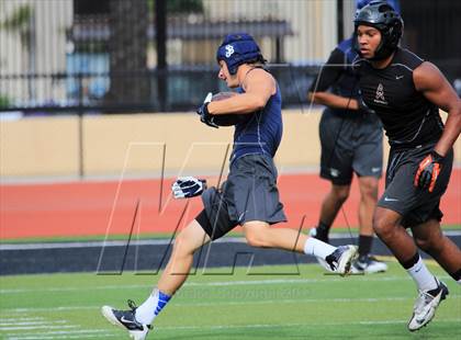 Thumbnail 2 in Huntington Beach 7-on-7 Tournament photogallery.
