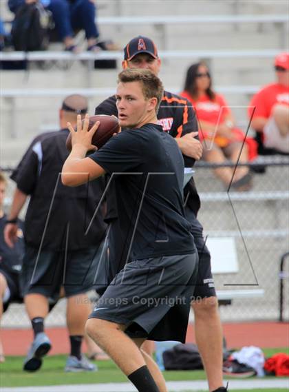 Thumbnail 2 in Huntington Beach 7-on-7 Tournament photogallery.