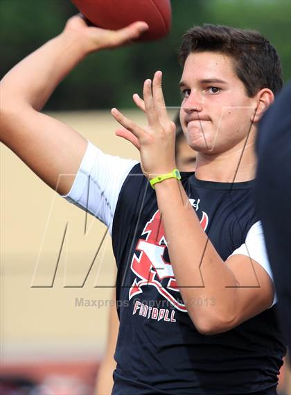Thumbnail 2 in Huntington Beach 7-on-7 Tournament photogallery.