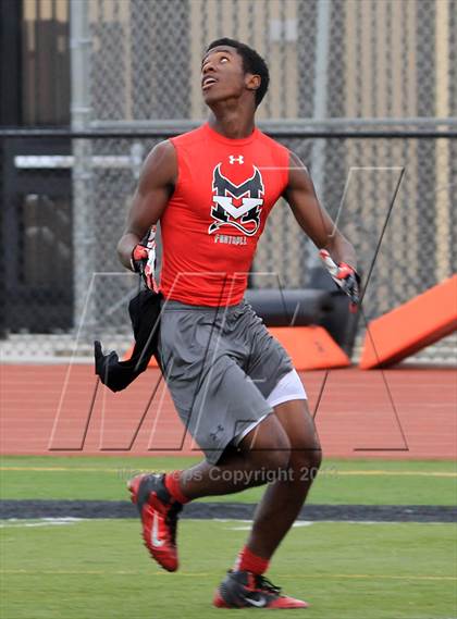 Thumbnail 2 in Huntington Beach 7-on-7 Tournament photogallery.