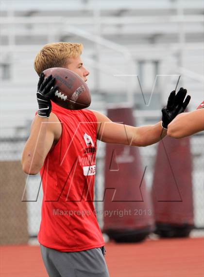 Thumbnail 2 in Huntington Beach 7-on-7 Tournament photogallery.