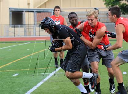 Thumbnail 1 in Huntington Beach 7-on-7 Tournament photogallery.