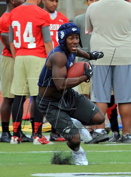 Thumbnail 2 in Huntington Beach 7-on-7 Tournament photogallery.
