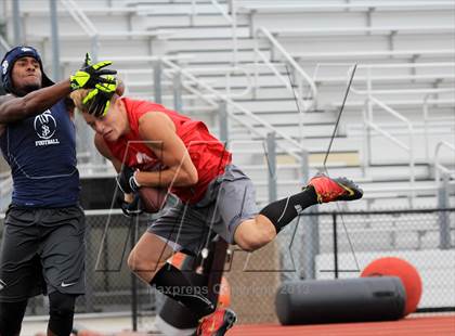 Thumbnail 1 in Huntington Beach 7-on-7 Tournament photogallery.
