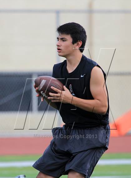 Thumbnail 1 in Huntington Beach 7-on-7 Tournament photogallery.