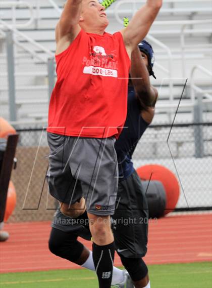 Thumbnail 3 in Huntington Beach 7-on-7 Tournament photogallery.